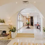 Hotel The Arkin Colony