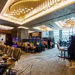 The Arkin Colony Hotel 5*