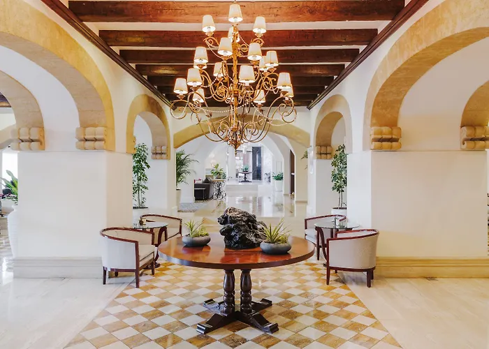 The Arkin Colony Hotel